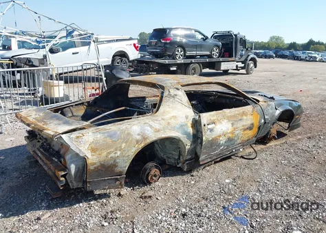 1986 Chevrolet Camaro из США, поврежденный, VIN 1G1FP87F3GL123971